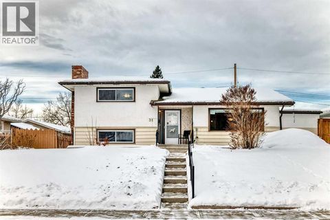 31 Fenton Road SE Calgary AB T2H1B8