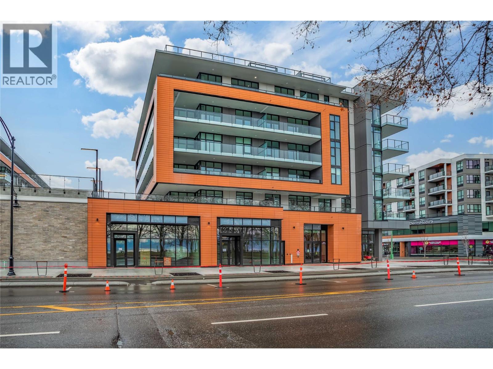 3409 Lakeshore Road Unit# PH S607