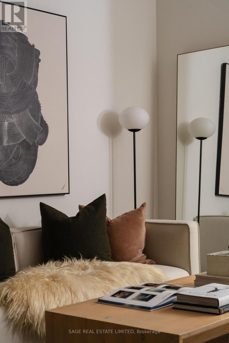 110B PALMERSTON AVENUE