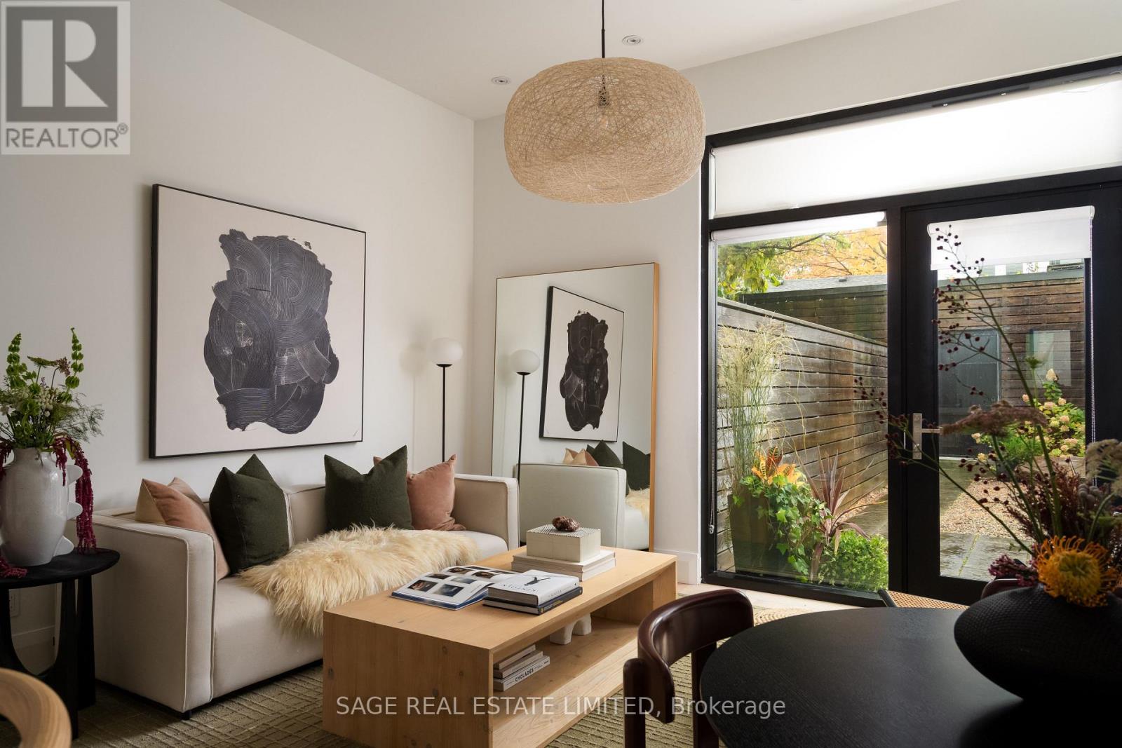 110B PALMERSTON AVENUE