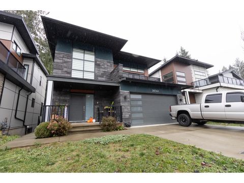 36743 CARL CREEK CRESCENT Abbotsford BC V3G0H4
