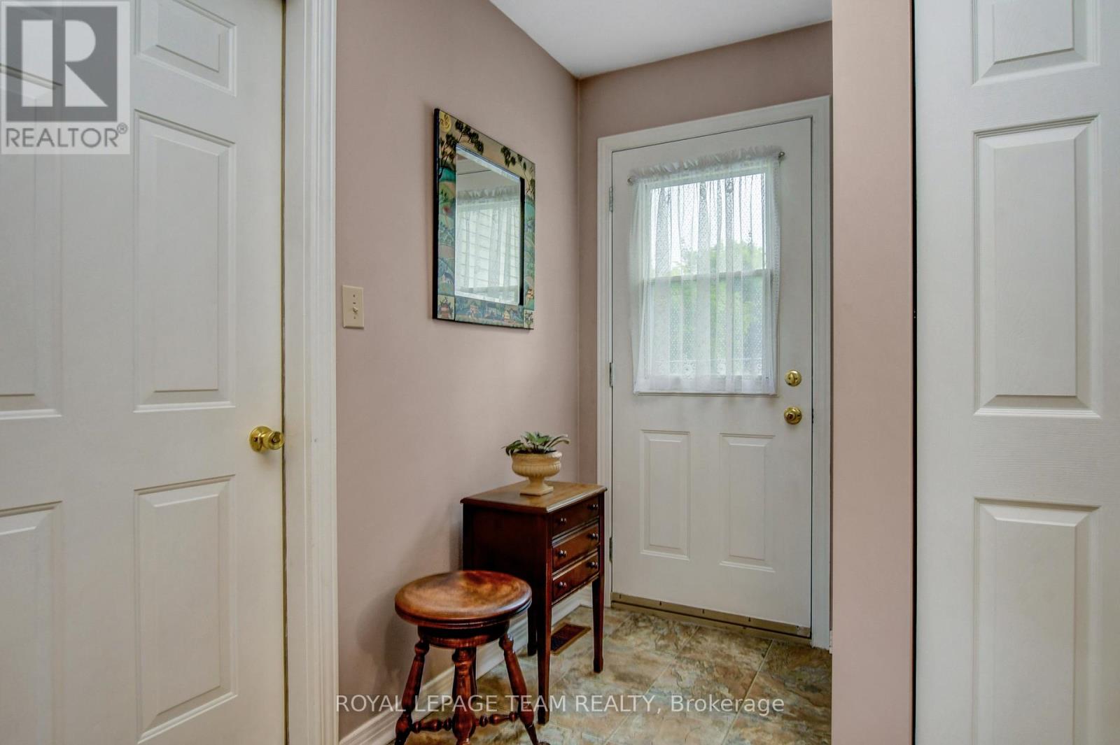 1043 COUNTY RD 44 ROAD E