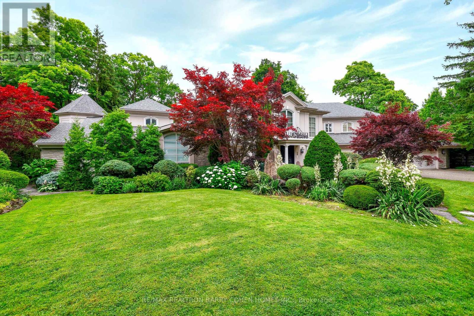 340 RIVERVIEW DRIVE