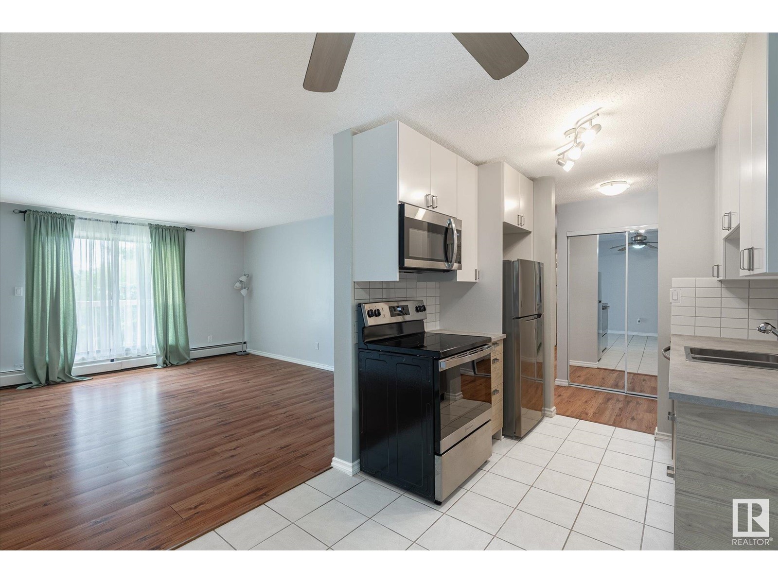 #307 1945 105 ST NW
