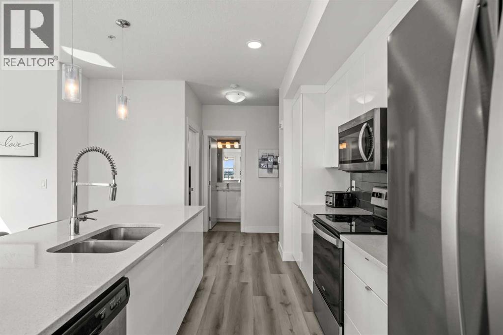 305, 19661 40 Street SE