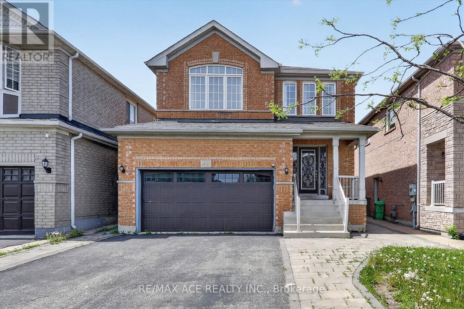 42 FEATHER REED WAY