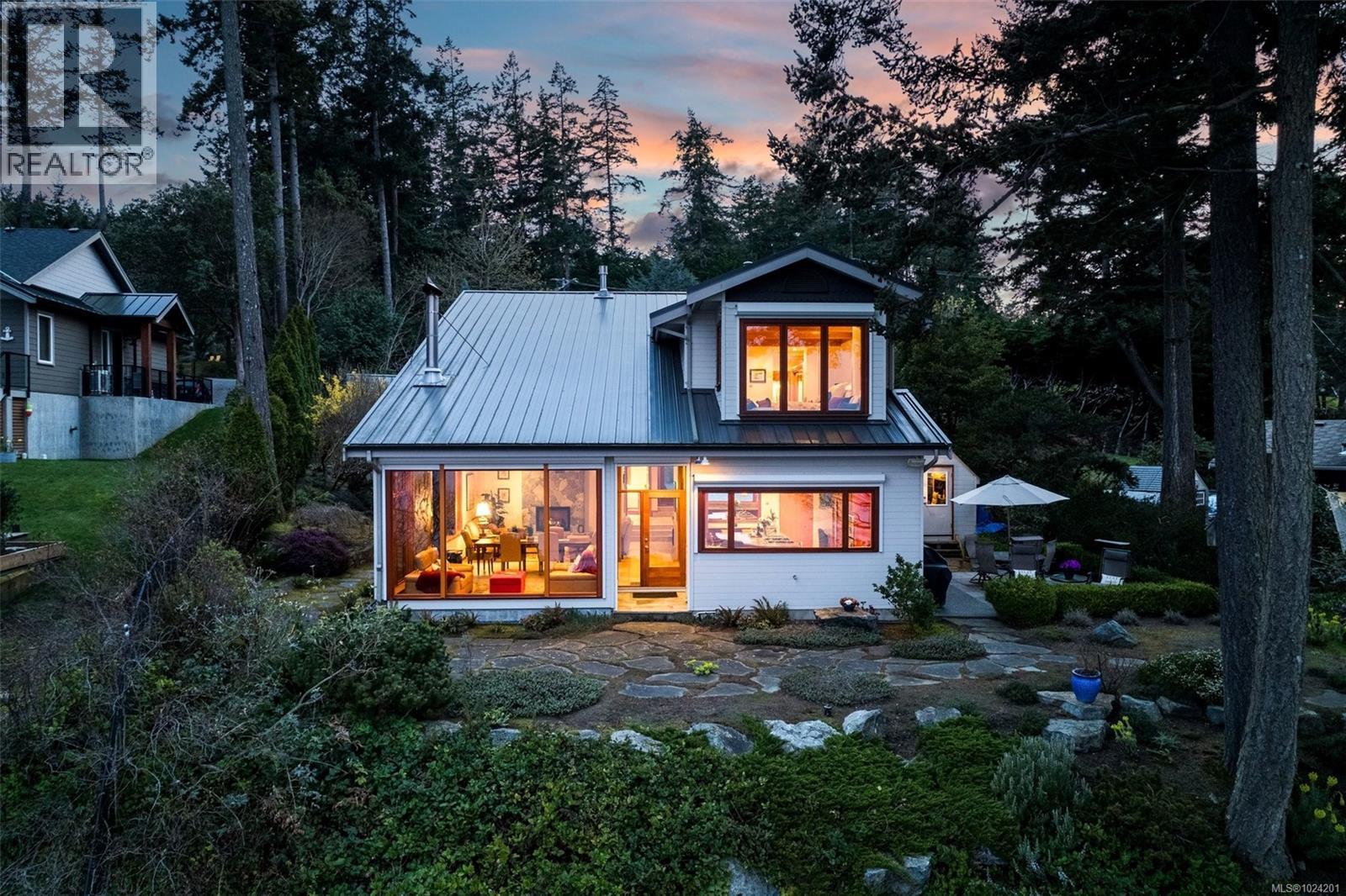 5289 William Head Rd