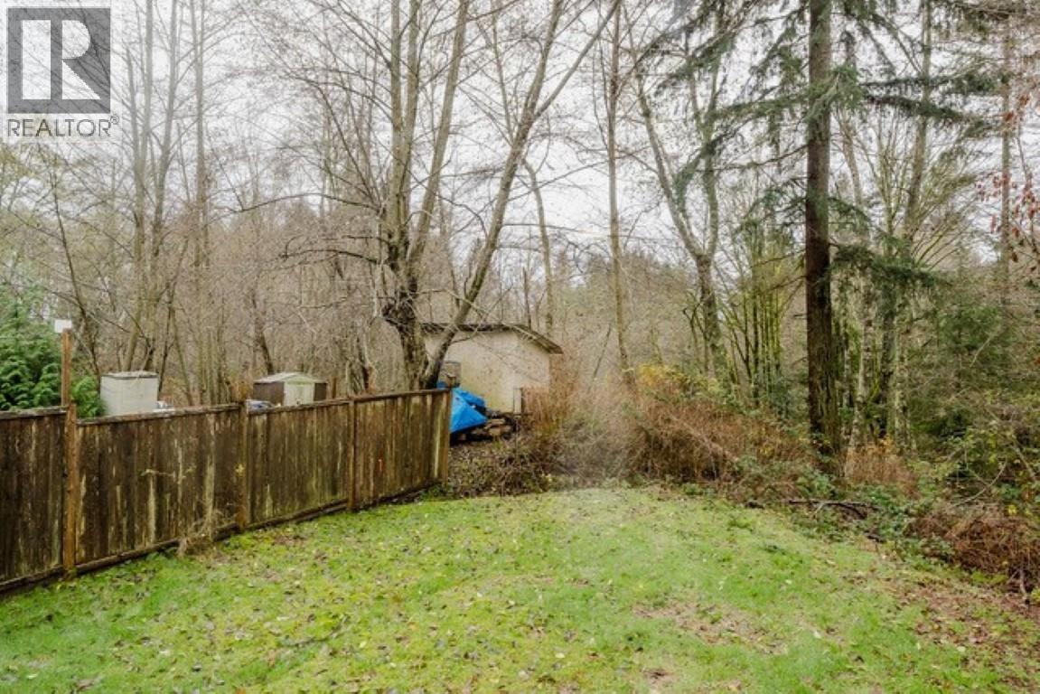 178 1413 SUNSHINE COAST HIGHWAY