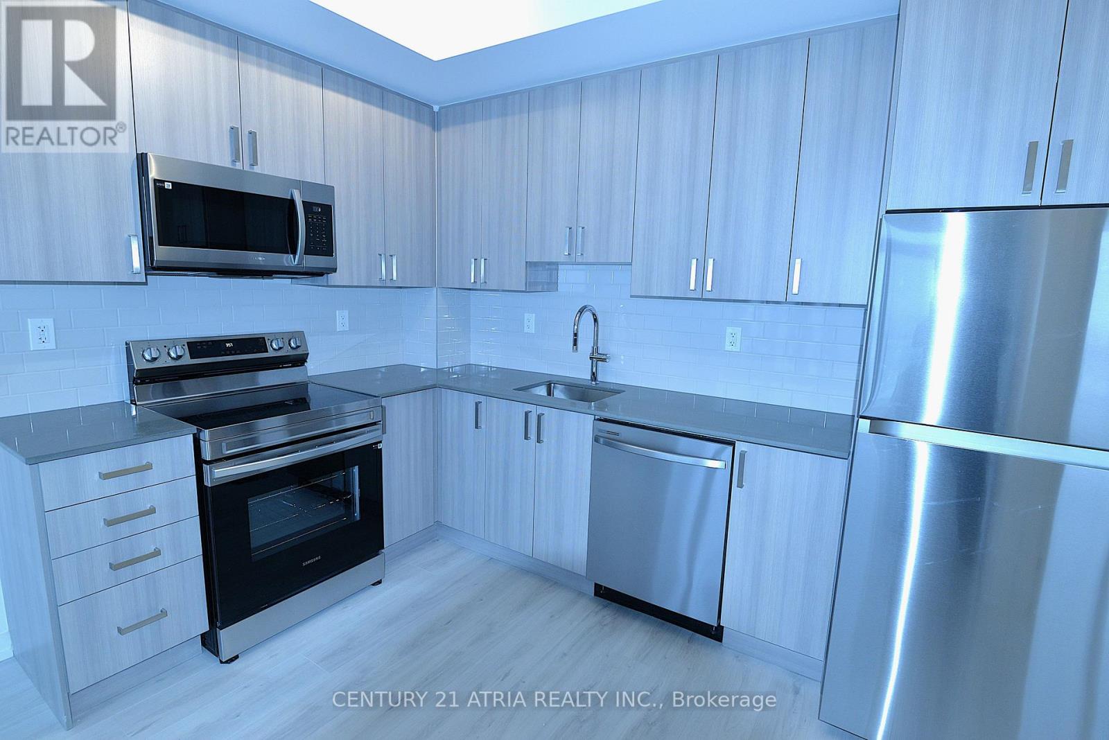 2411 - 1435 CELEBRATION DRIVE