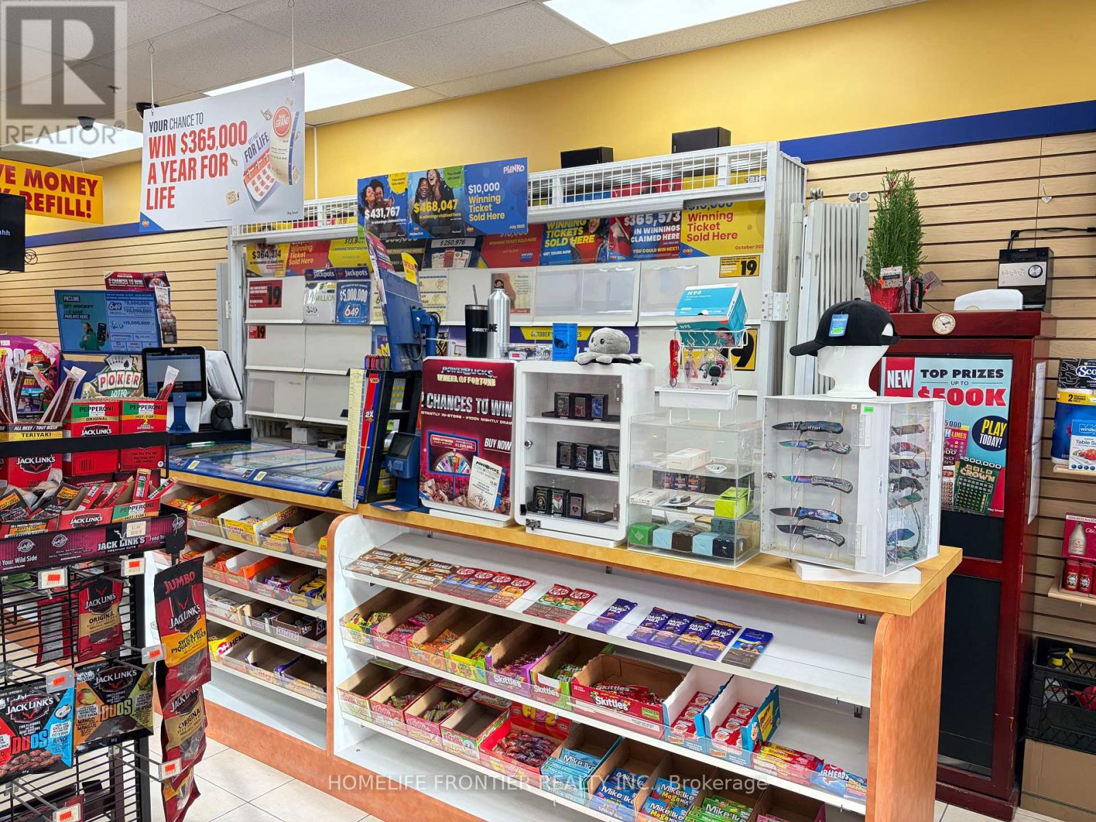 104 - 103 CLAIR ROAD E