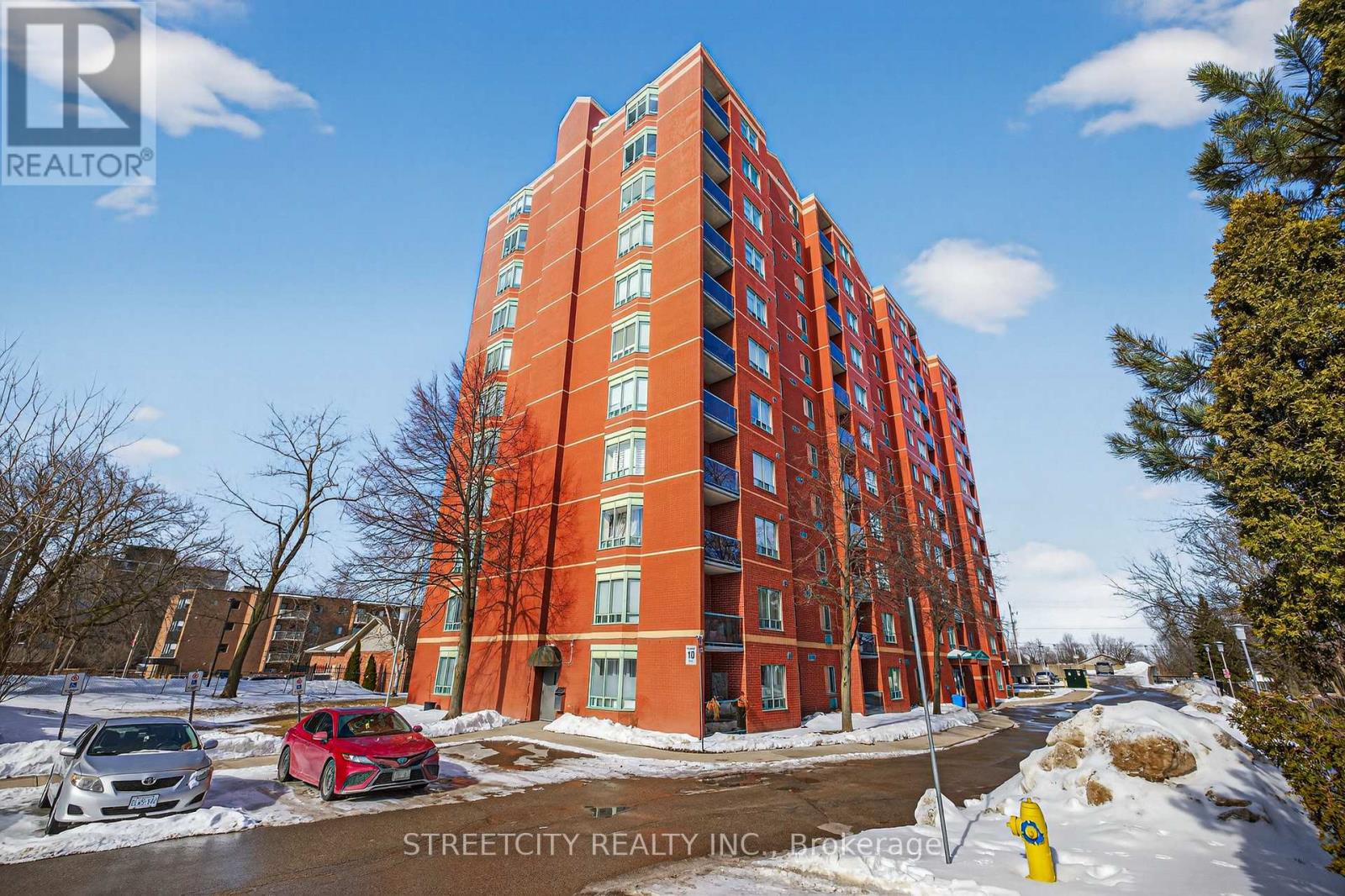 205 - 76 BASELINE ROAD