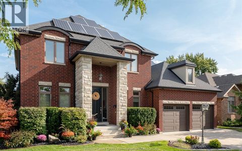 425 Superior STREET LaSalle ON N9J3Z5