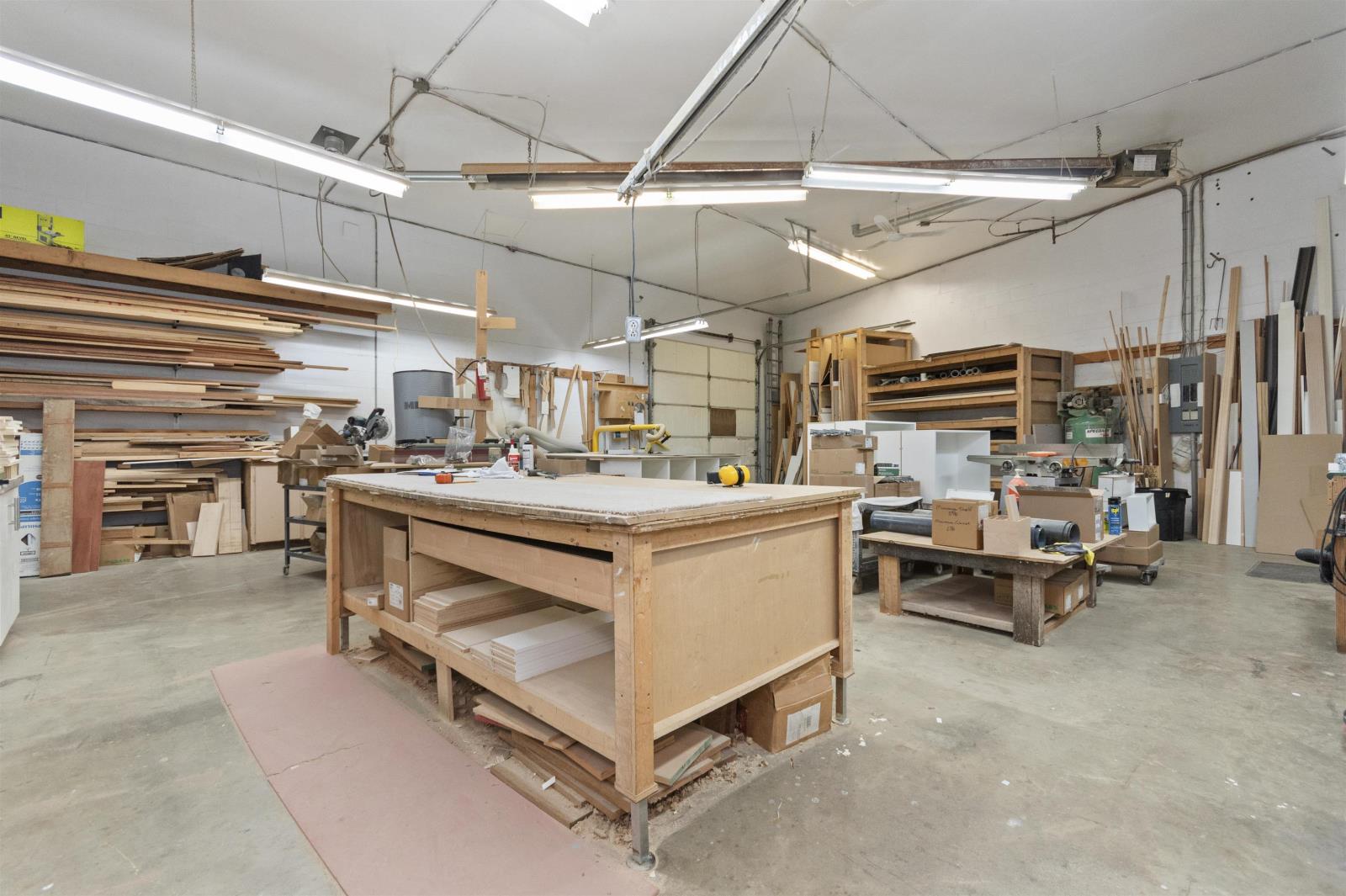 45831 RAILWAY AVENUE|Chilliwack Downtown