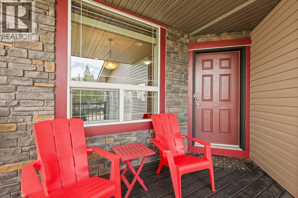 66 Crestbrook Hill SW