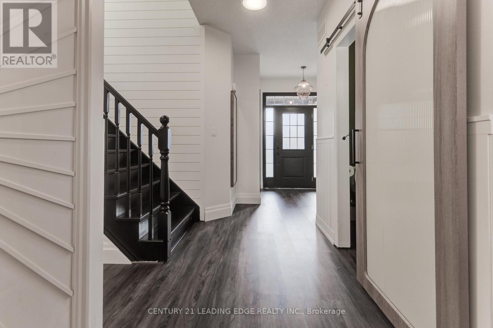 277 WATERVALE CRESCENT