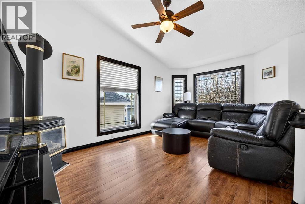 1503 Thorburn Drive SE