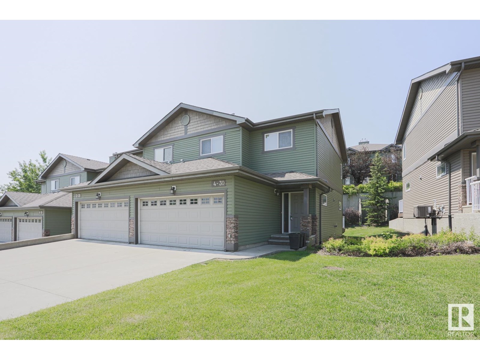 #4 30 OAK VISTA DR