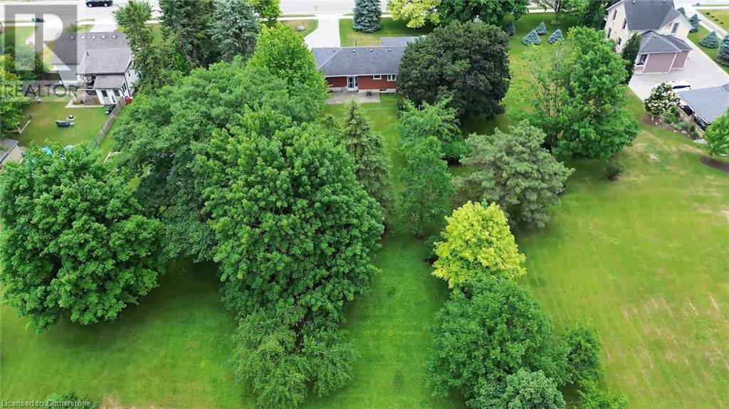 145 BLOOMINGDALE Road N