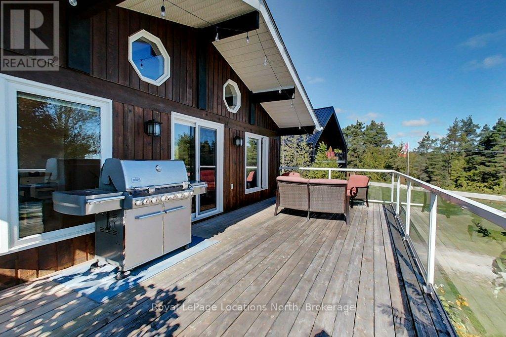 306 LAKESHORE ROAD N