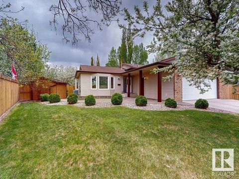 37 PATTERSON CR St. Albert AB T8N4T8