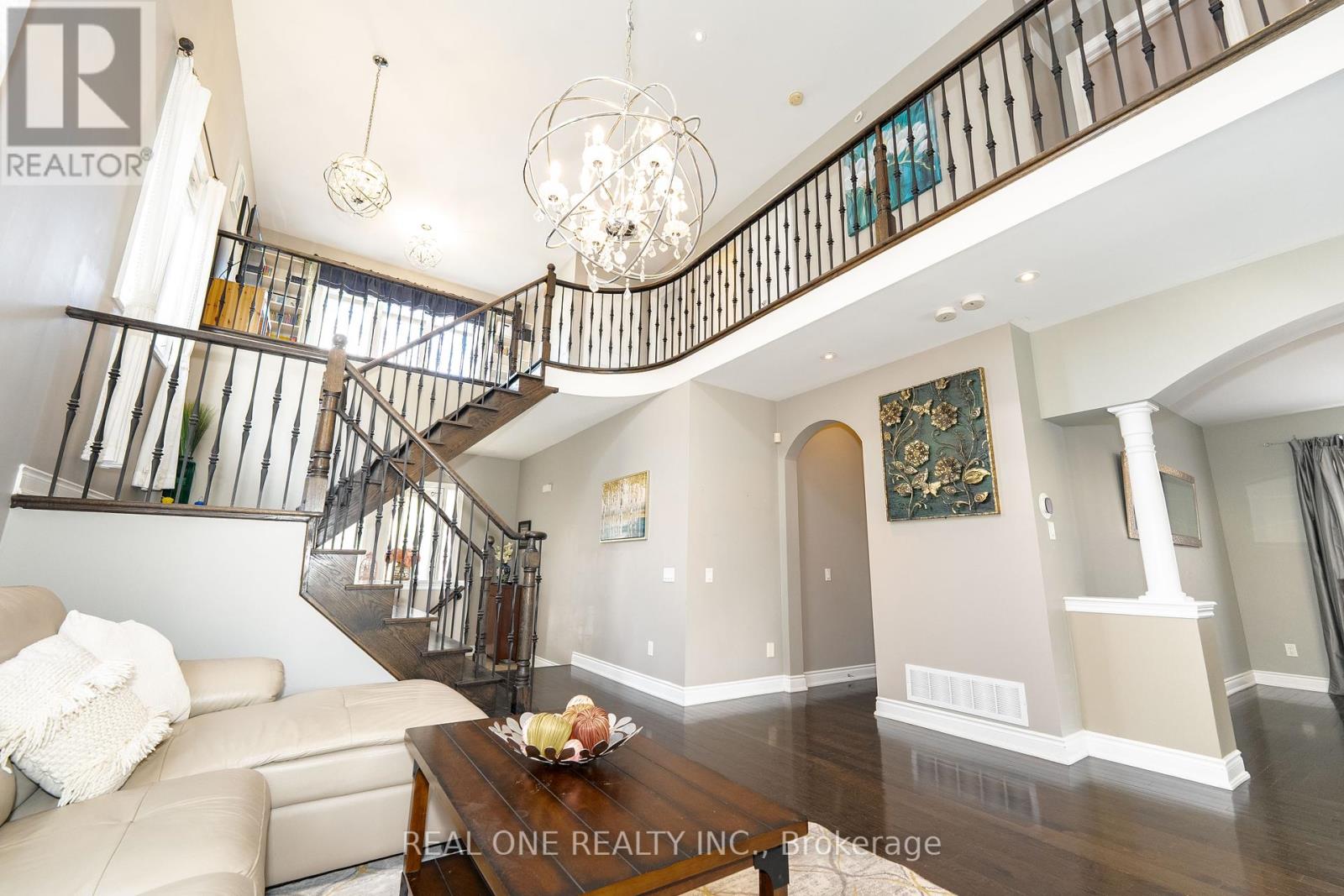 11 ZORAN LANE