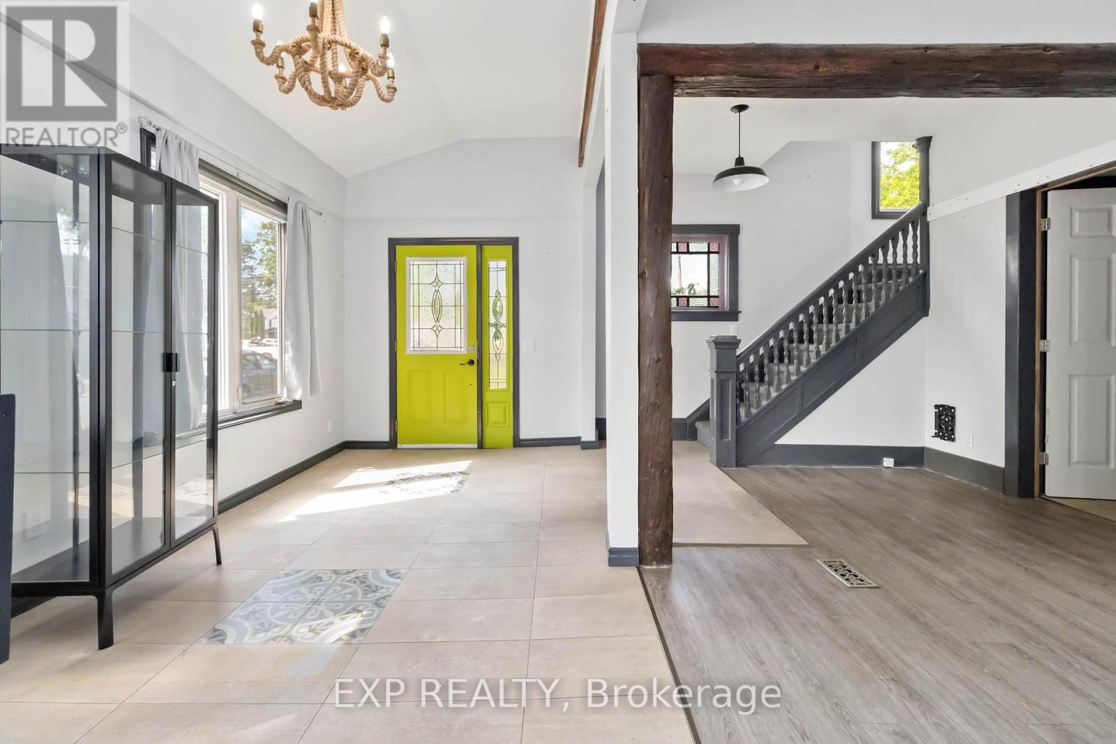 105 MARKET STREET E