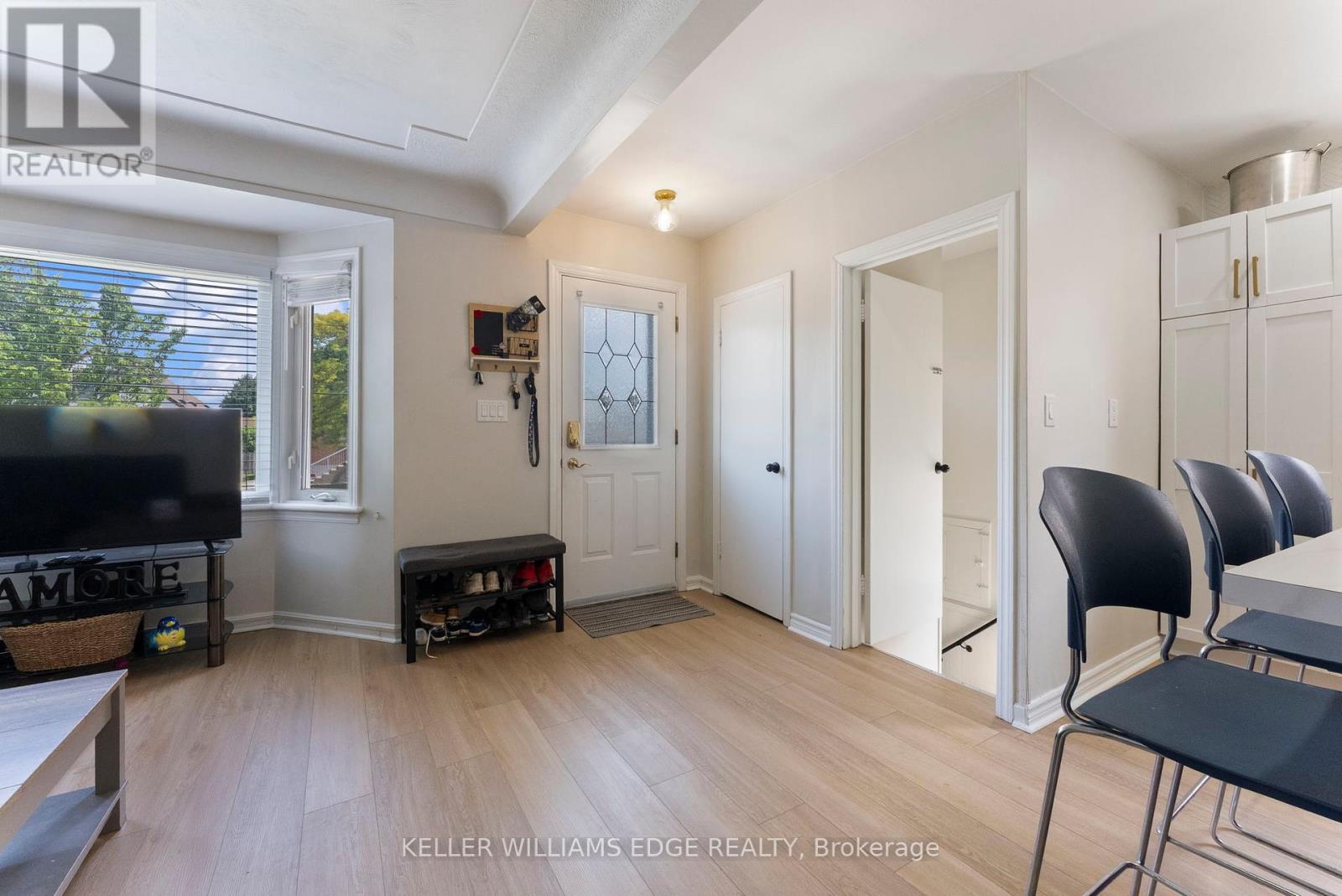 280 MONTROSE AVENUE