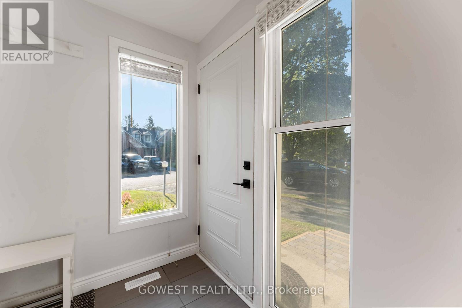 94 FIELDGATE DRIVE