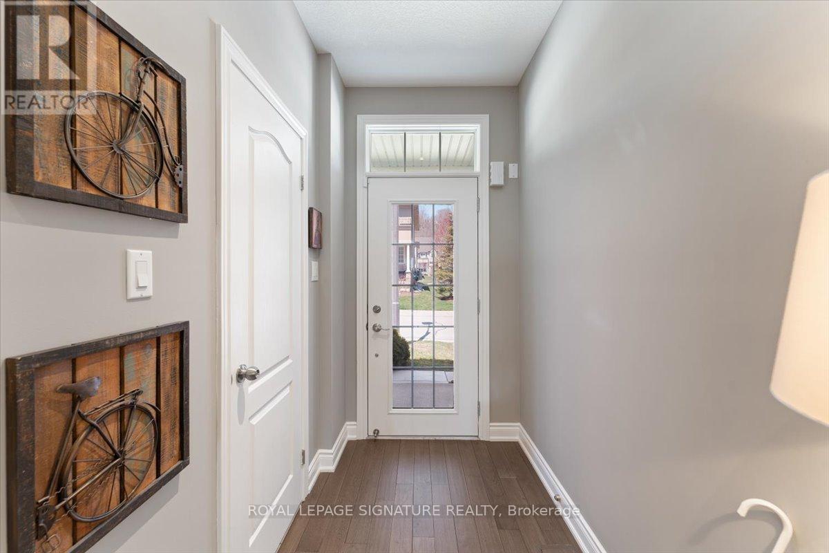 9 FOREST VALLEY CRESCENT