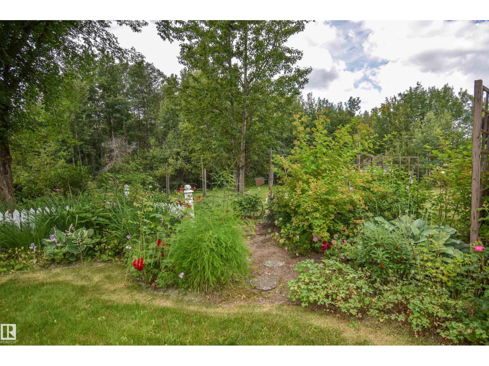 1, 54429 Ste. Anne Trail