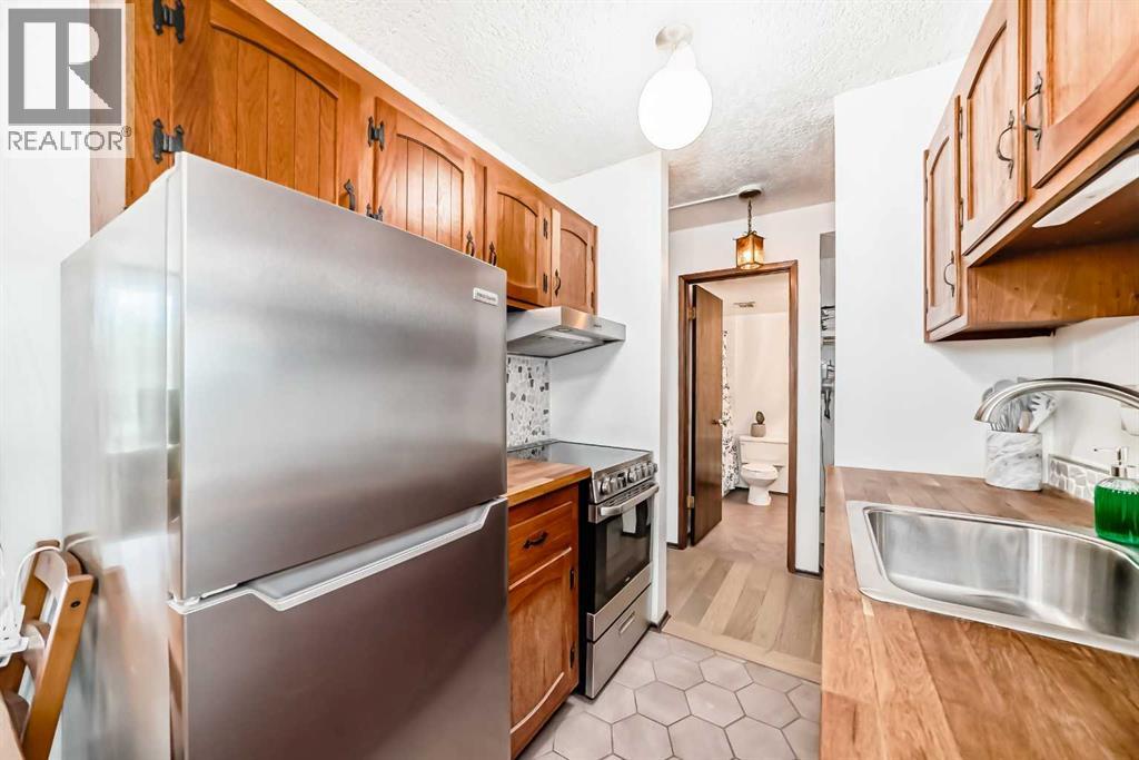 305, 635 57 Avenue SW