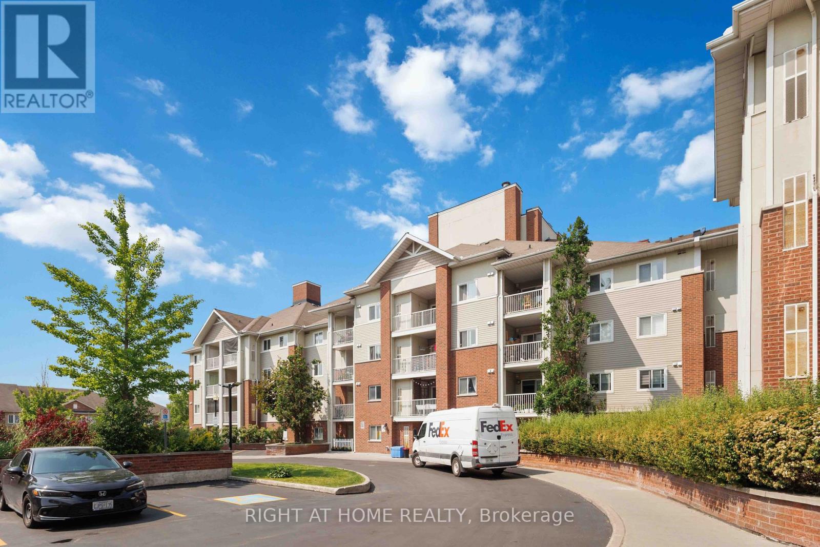 202 - 5235 FINCH AVENUE E