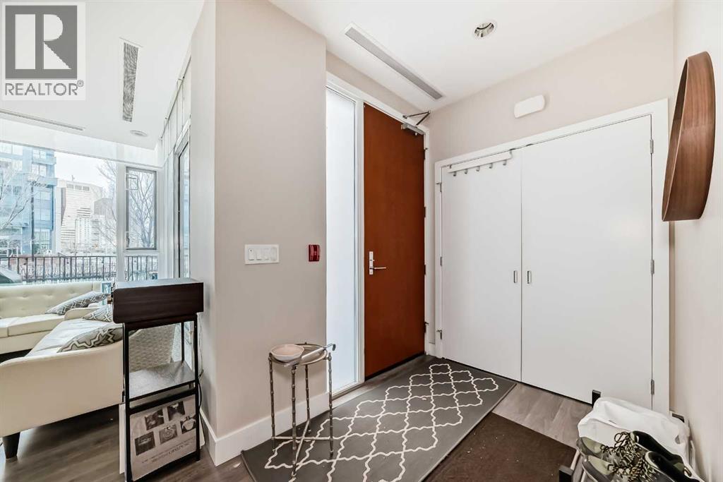 554 Riverfront Lane SE