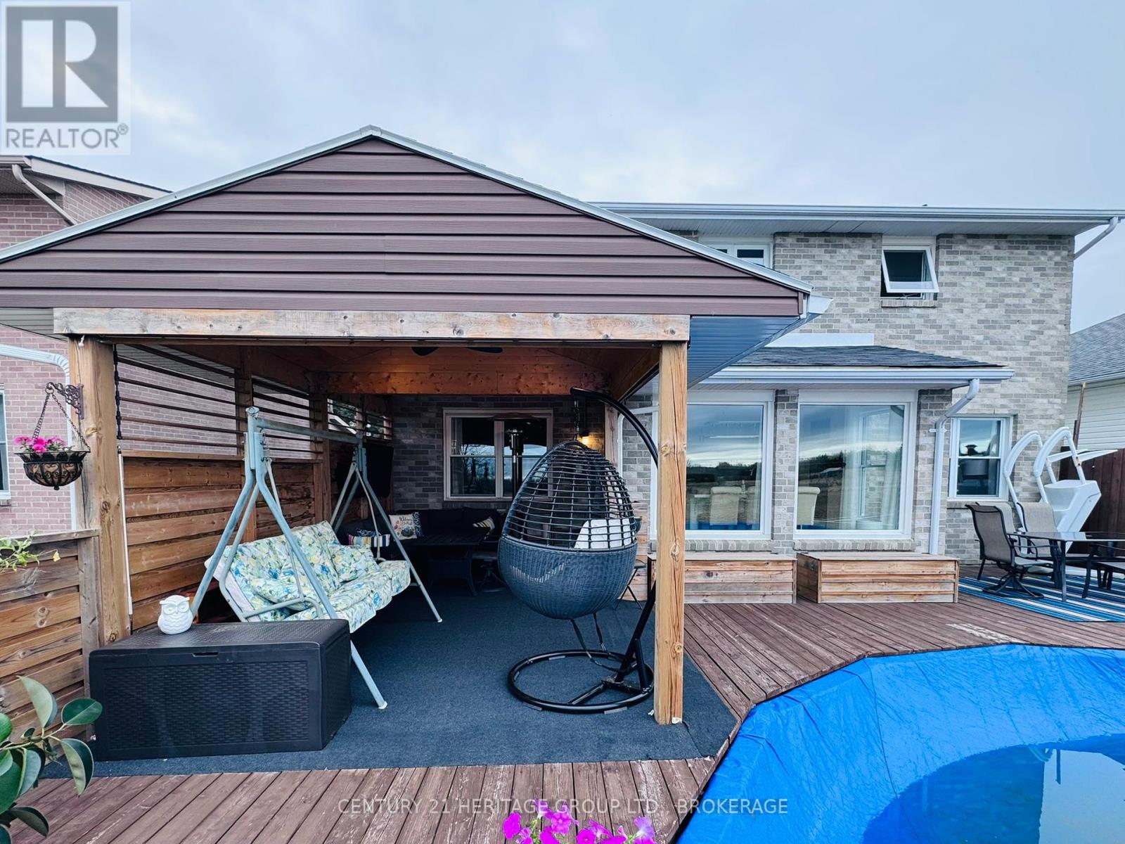 66 ANGUS DRIVE