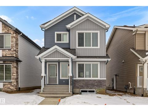 20820 40 AV NW Edmonton AB T6M3G1