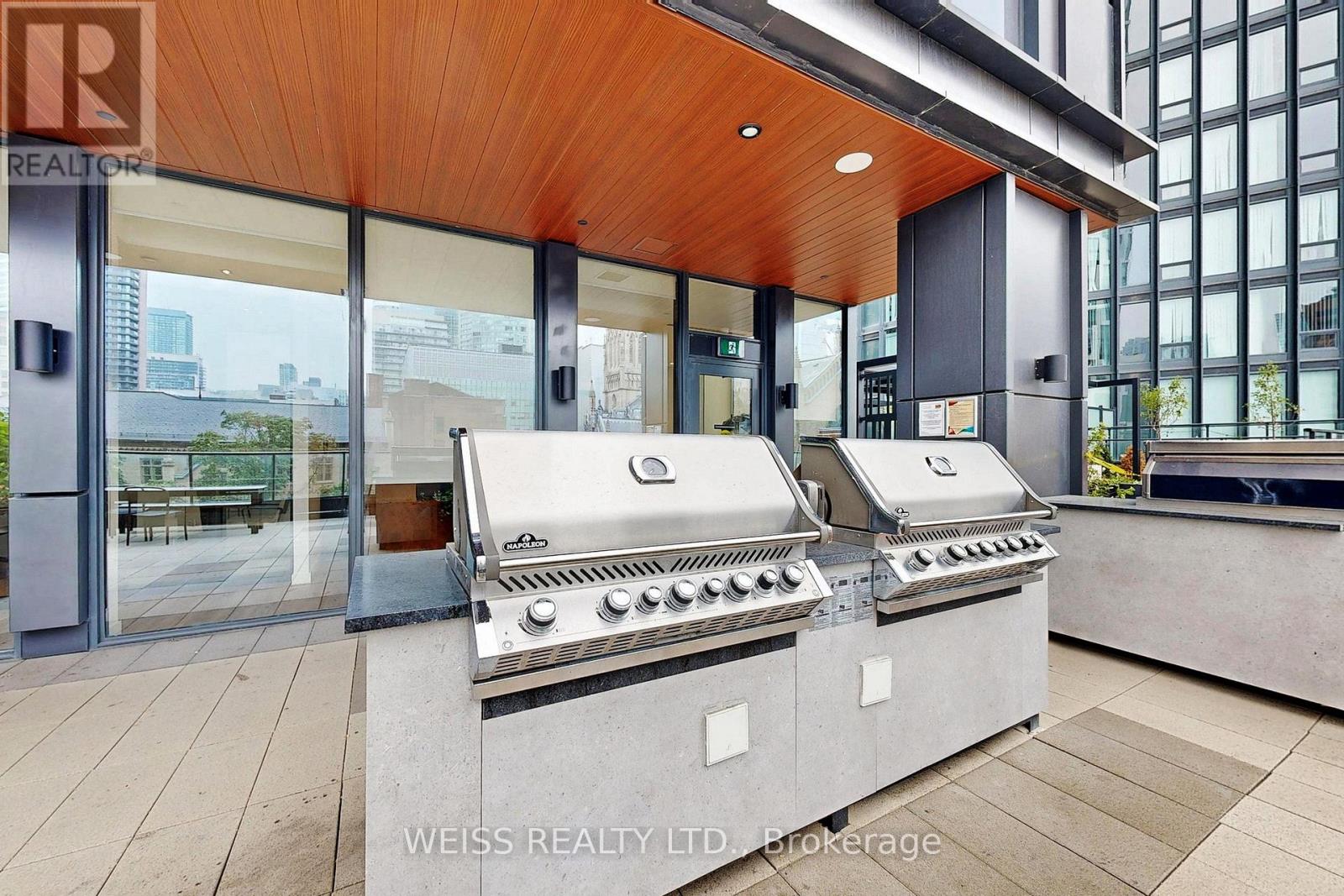 610 - 82 DALHOUSIE STREET