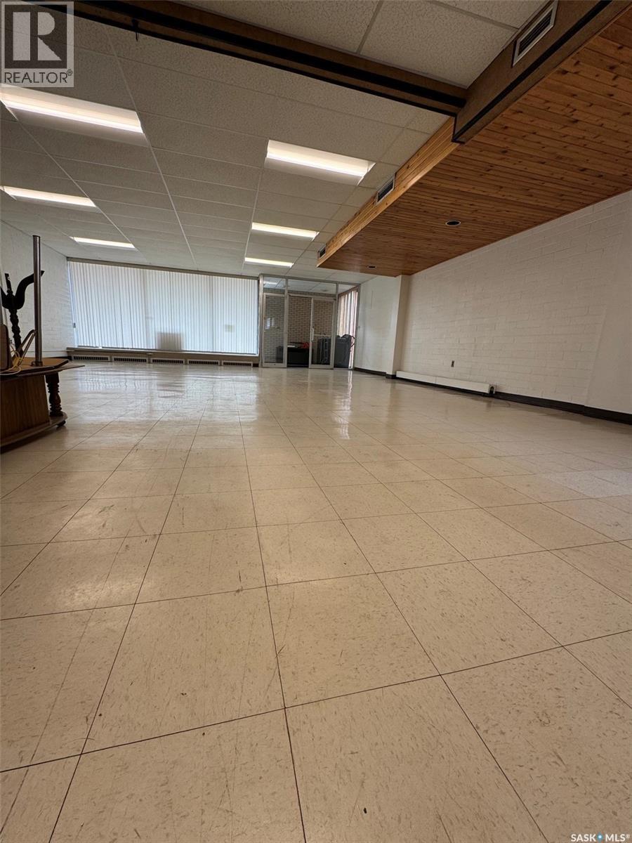 68 13th STREET W