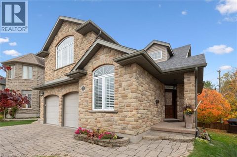 531 WOOD NETTLE Way Waterloo ON N2V2X9