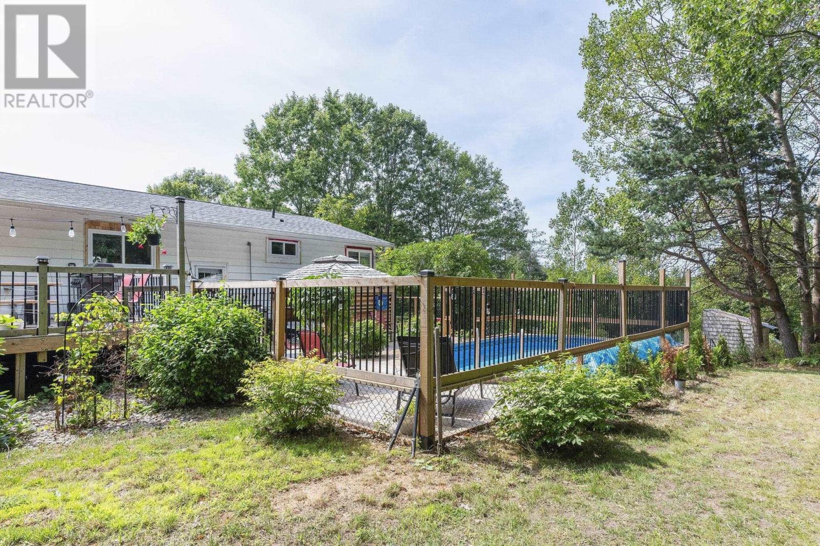 40 Bonavista Avenue