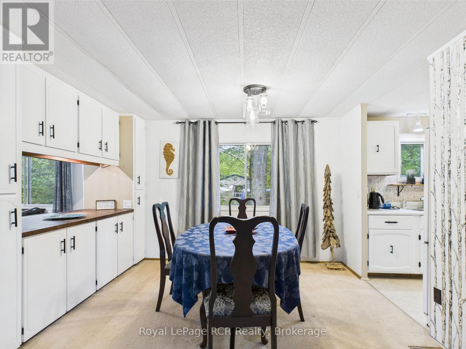 112 HURON ROAD