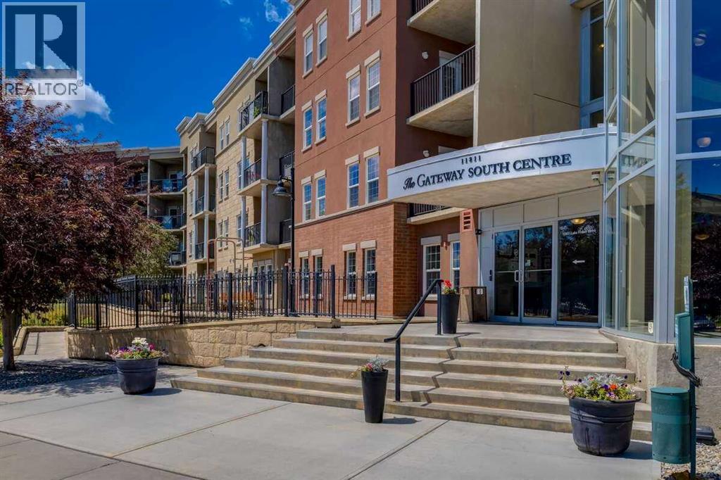 5608, 11811 Lake Fraser Drive SE