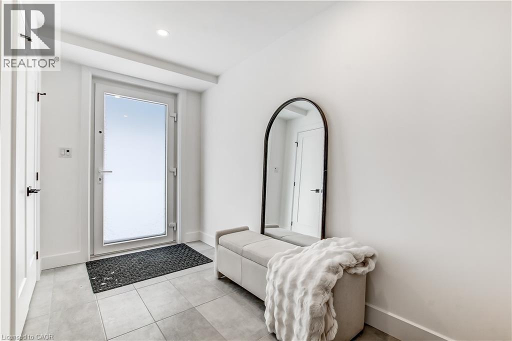 3361 DAVID MILNE Way