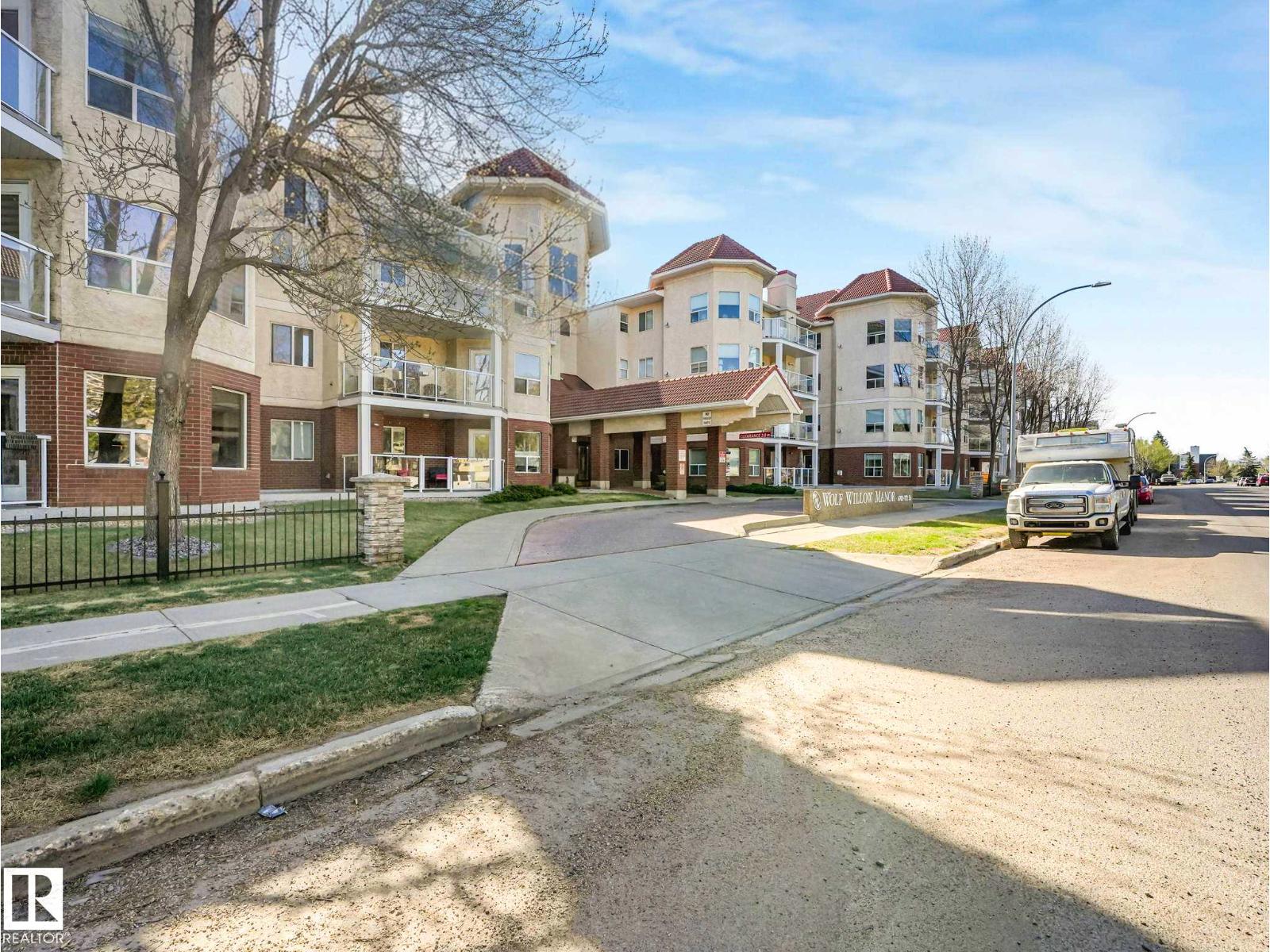 #403 6703 172 ST NW