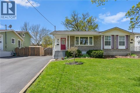 33 STANMARY Drive St. Catharines ON L2N5T6