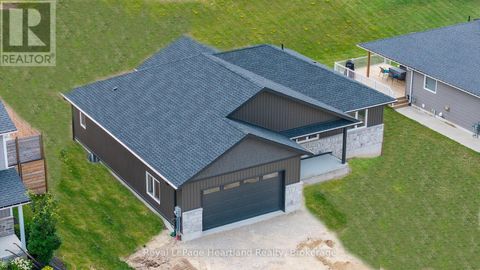 6 NOECKERVILLE HILL DRIVE South Bruce ON N0G2J0