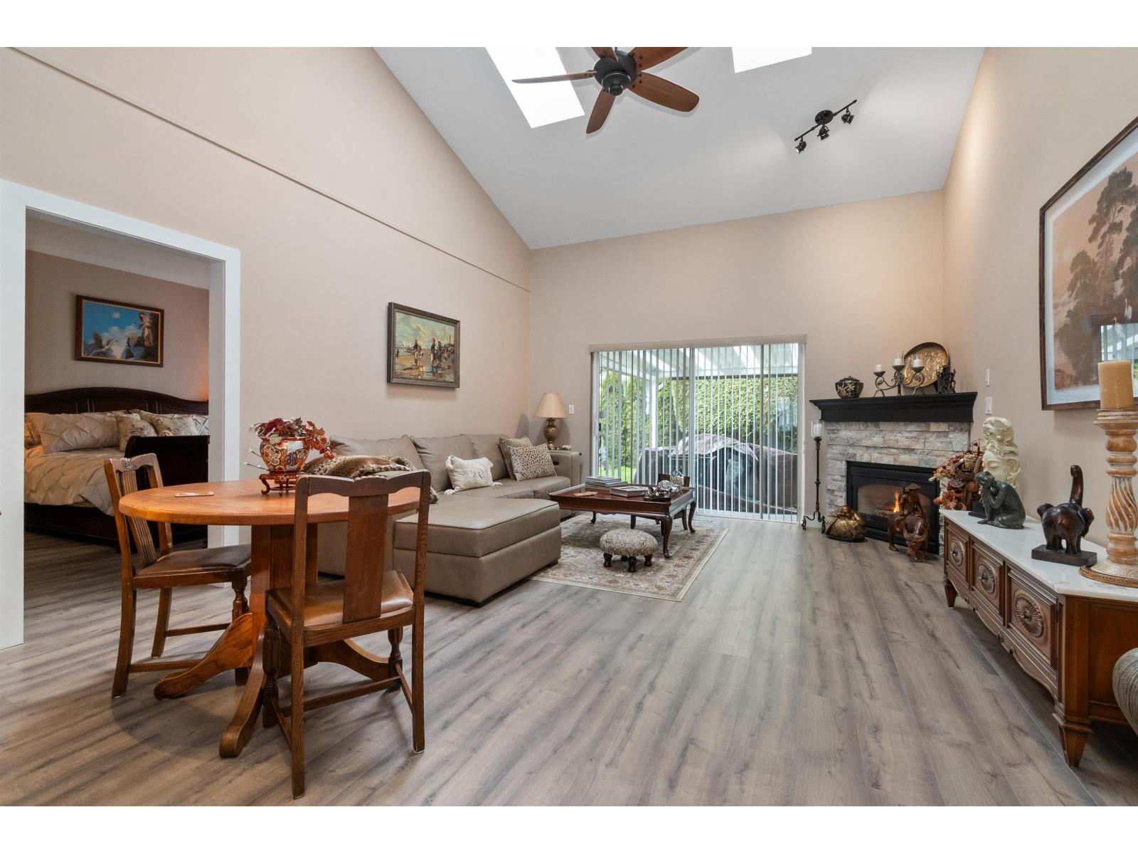 39 730 MCCOMBS DRIVE|Harrison Hot Springs