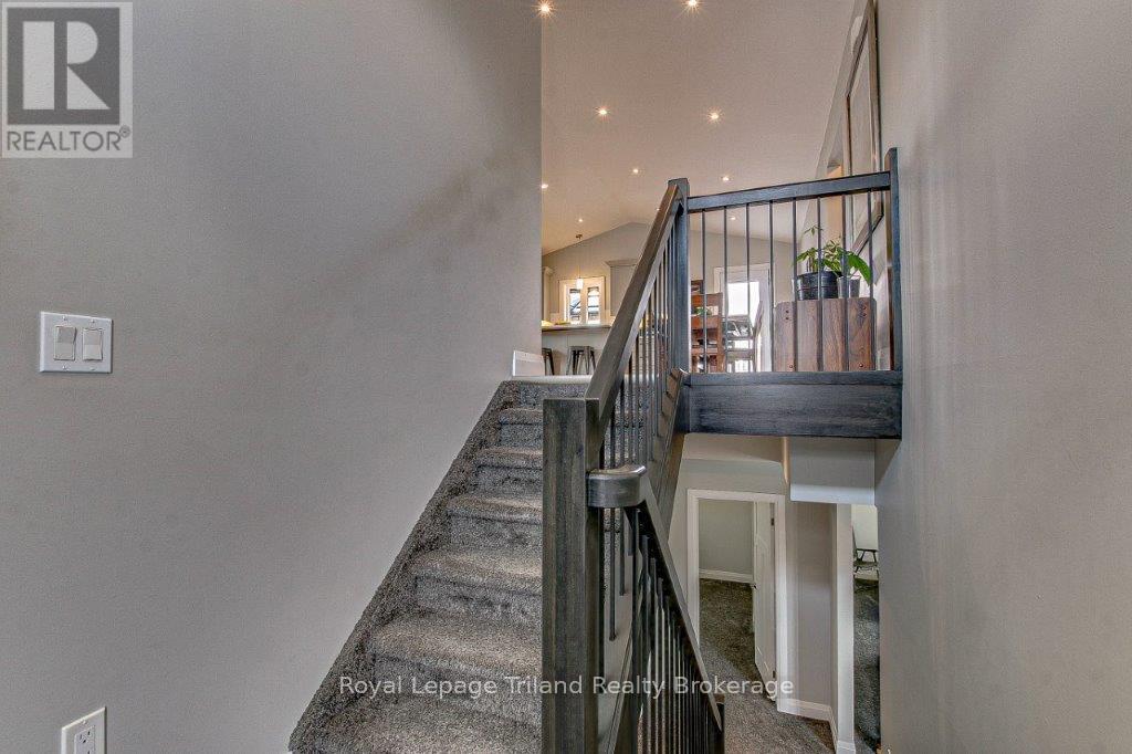 62 BROWN STREET