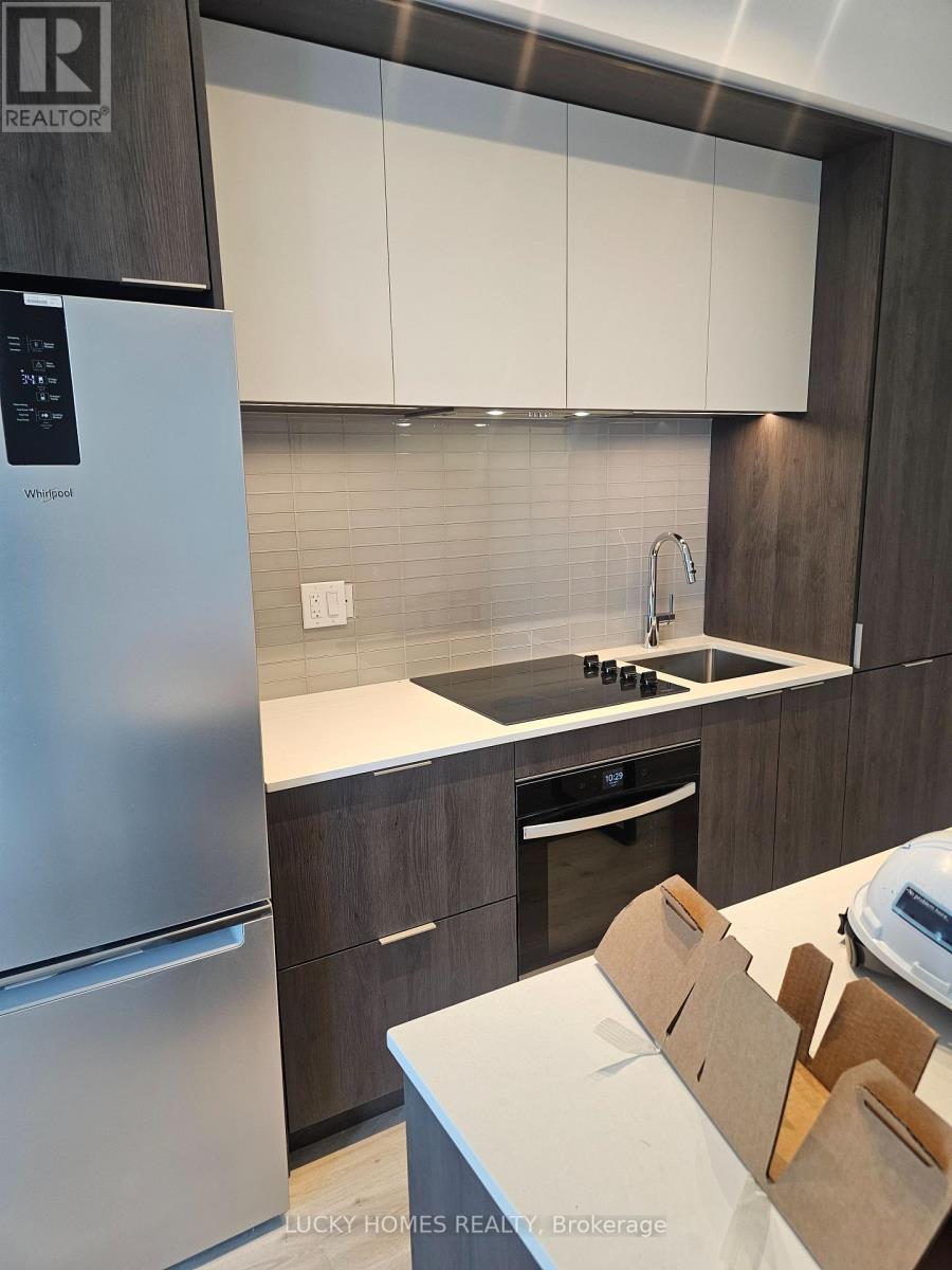 2311 - 395 SQUARE ONE DRIVE