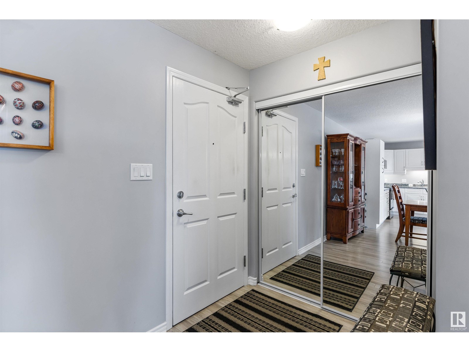 #444 78B MCKENNEY AV