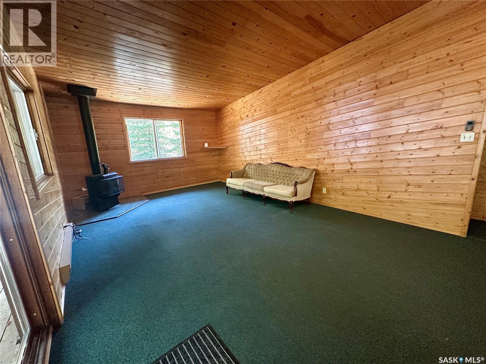 713 Niskemin DRIVE